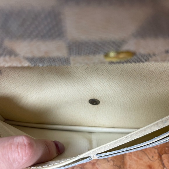 LOUIS VUITTON DAMIER AZUR WALLET - Picture 8 of 11